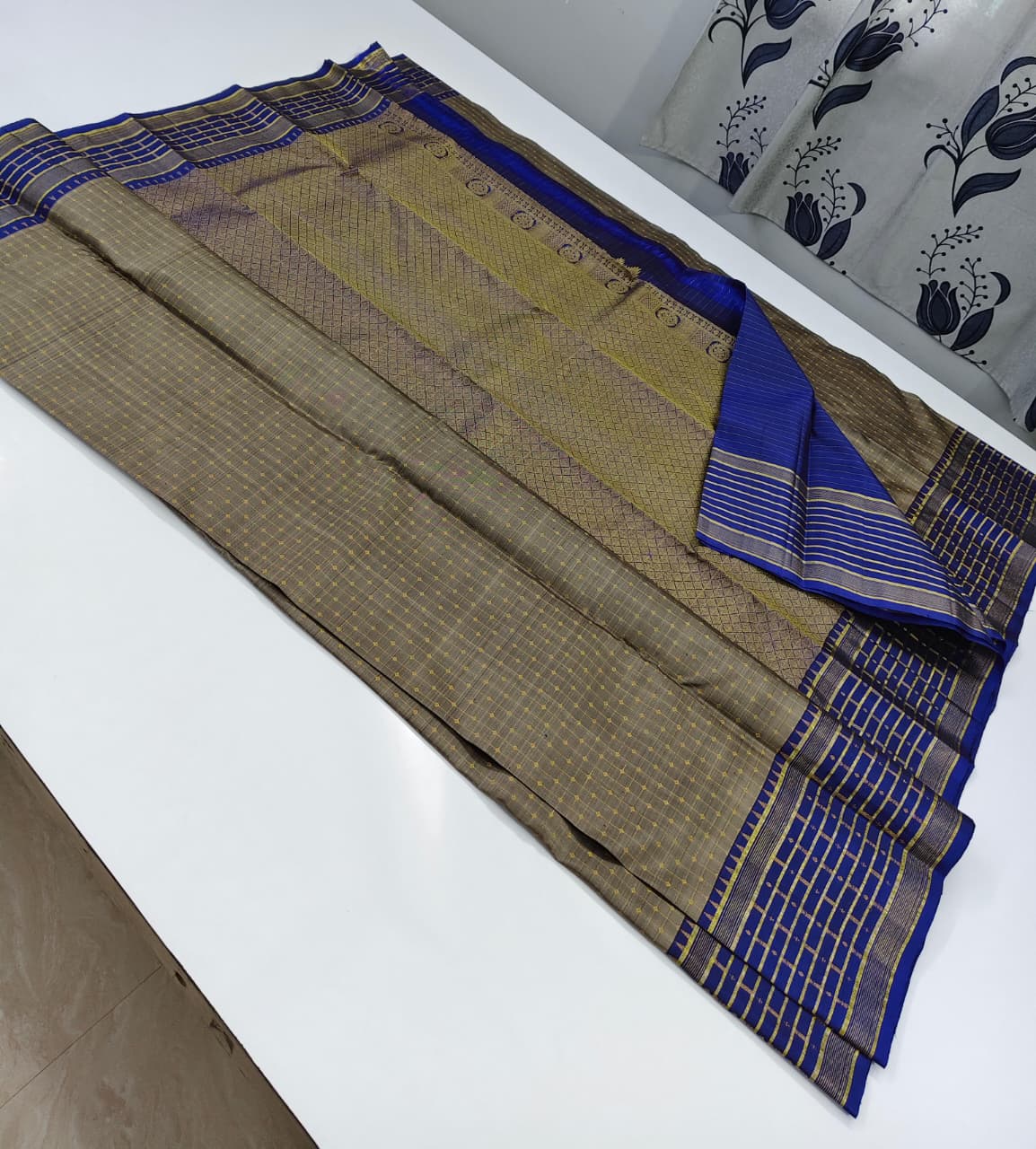 Dark Beige with Royal Blue Border Kanchipuram Pure Silk Checked Border Designed Saree